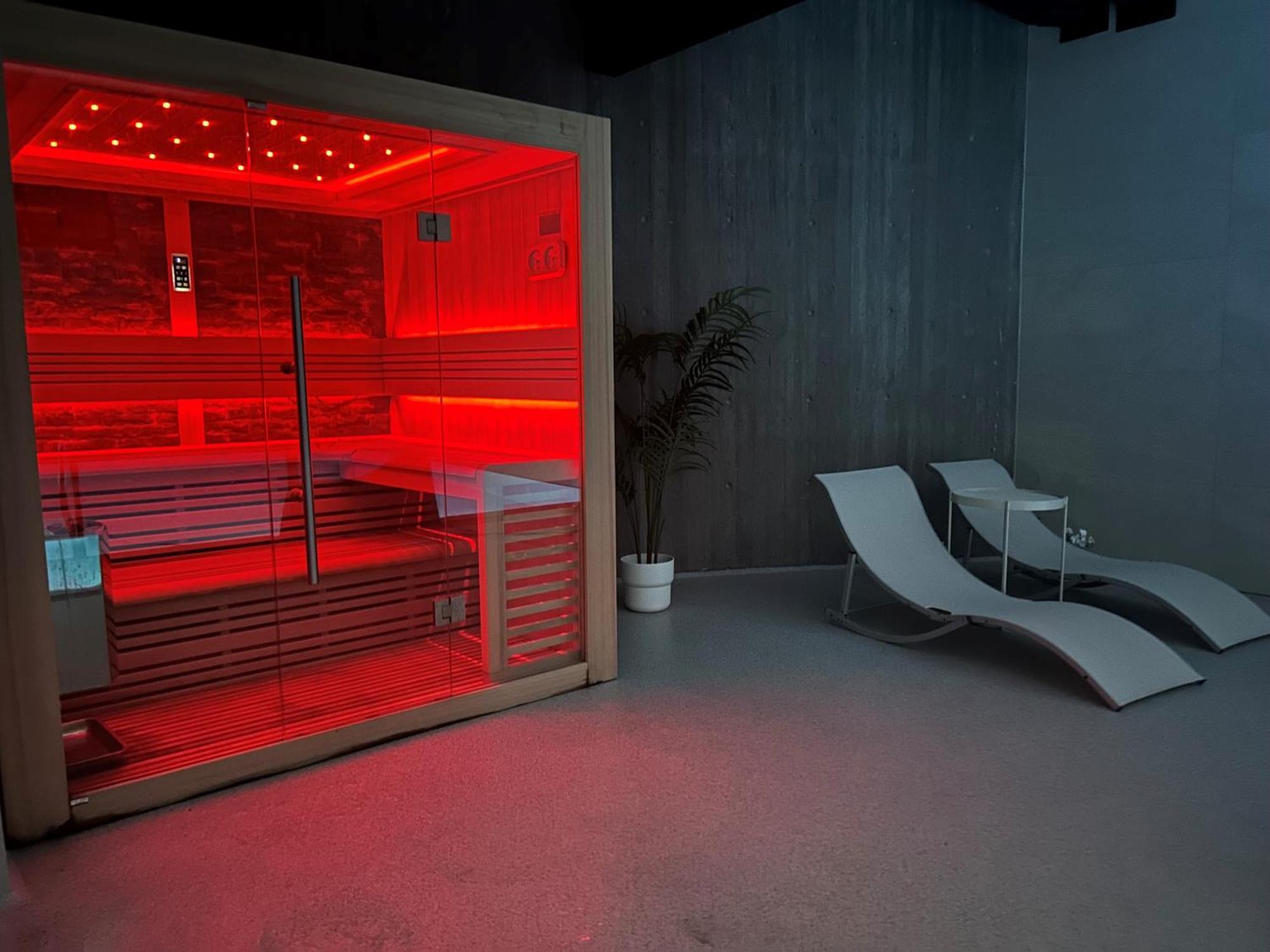 Sorlandsidyll Med Svommebasseng! Apartment Kristiansand Luaran gambar