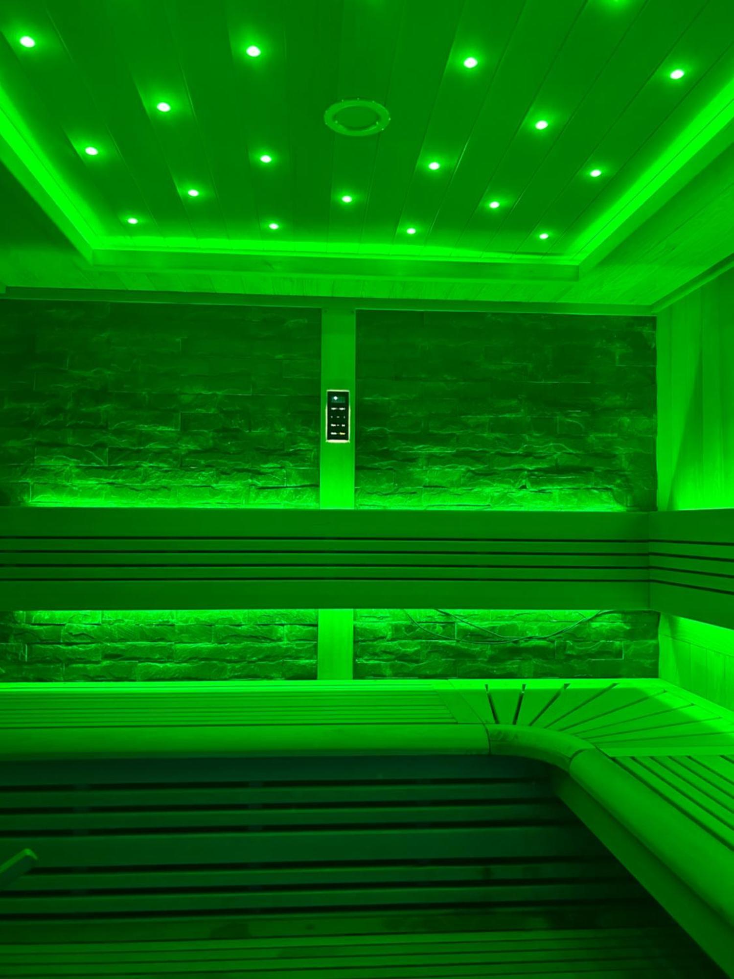Sorlandsidyll Med Svommebasseng! Apartment Kristiansand Luaran gambar